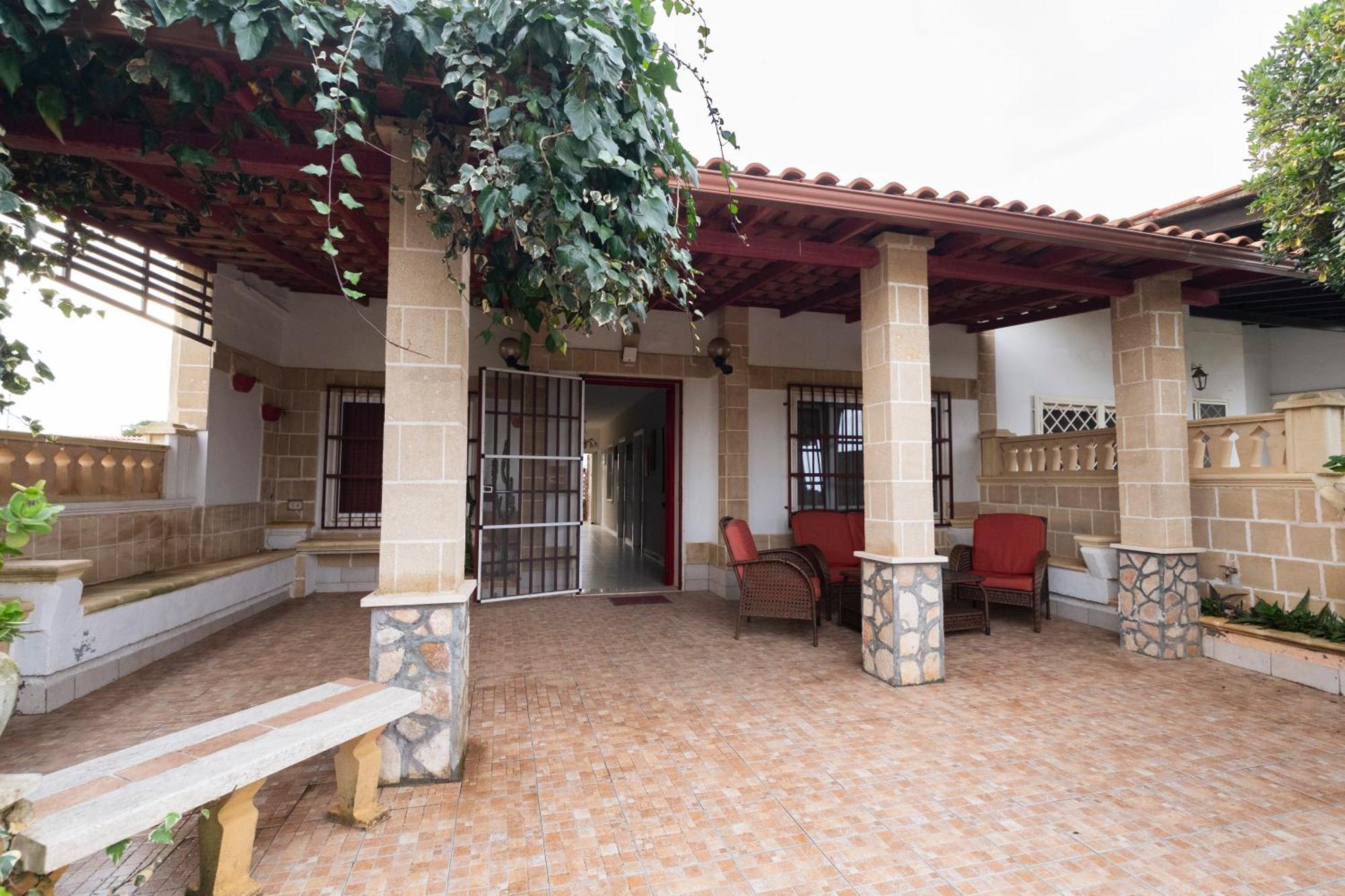 Villa Angela Sant Isidoro  Exterior photo